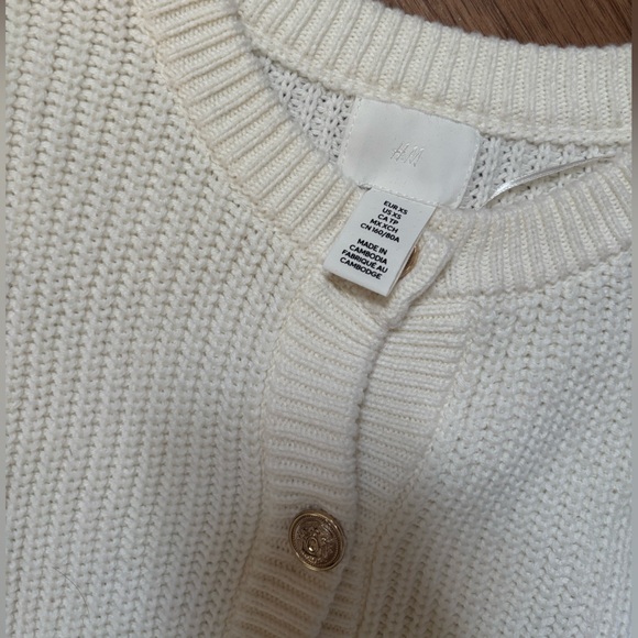 H&M Cream Button-Up Cardigan - Picture 2 of 2